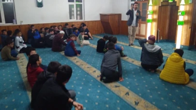 Gençler Yassıtepe Camii’nde Bir Araya Geldi