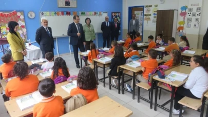 Güldoğan, Öğrencilerle Bir Araya Geldi