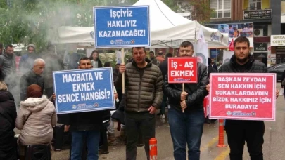 İşten çıkarılanlar belediye önünde çadır kurdu
