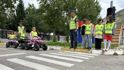 Jandarmadan Uygulamalı Trafik Eğitimi