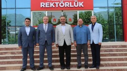 Kader’den Rektör Turabi’ye Ziyaret