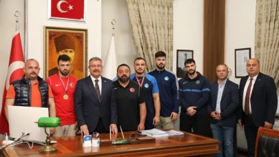 Kargı, Şampiyon Sporcuları Ağırladı