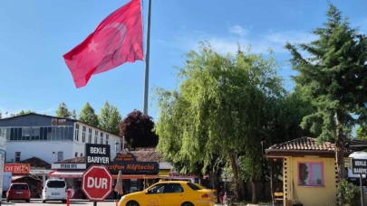 Merzifon’da Bayraklar Yarıya İndirildi