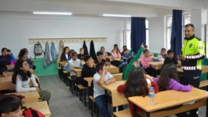 Merzifon’da Öğrencilere Trafik Eğitim Verildi