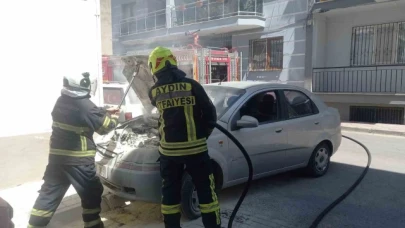 Park halindeki otomobilde yangın çıktı