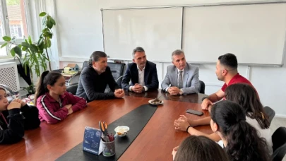 Şeker Ortaokulu'na Tebrik Ziyareti