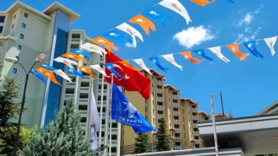 AK Parti'nin "Yerel Yönetimler İstişare ve Değerlendirme" kampı başladı
