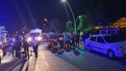 Amasya'da iki motosiklet kafa kafaya çarpıştı: 2 genç hayatını kaybetti