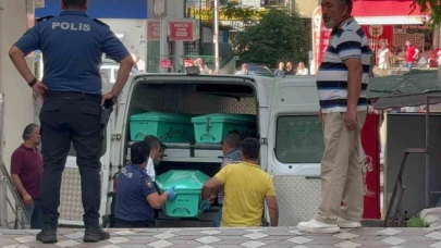 Boşanma aşamasındaki kadın evinde ölü bulundu