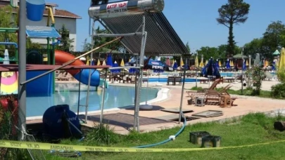 Aquapark havuzunda elektrik faciası: Akıma kapılan bir kişi hayatını kaybetti, 9 yaşındaki çocuk ağır yaralandı