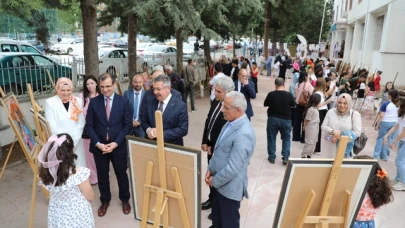 Atatürk BİLSEM Öğrencilerinden Görsel Sanatlar Sergisi