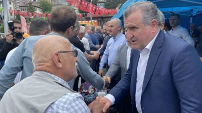 Bakan Osman Aşkın Bak: "Bugün milli takımımızın maçı için herkesi ekran başına bekliyoruz"
