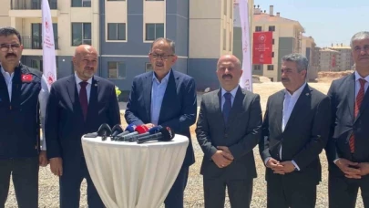 Bakan Özhaseki: "Kalıcı deprem konutlarının tamamını 2025 sonuna kadar teslim edeceğiz"