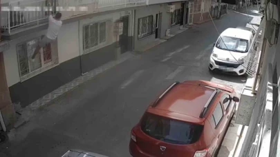 Balkon faresi yakayı ele verdi
