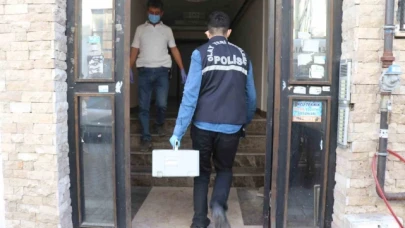 Cesedi 3 gün sonra asansör boşluğunda bulundu