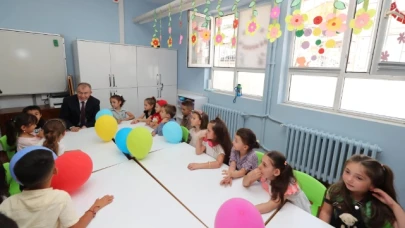 Doruk, Öğrencilerin Karne Heyecanına Ortak Oldu
