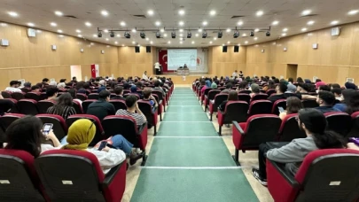 Gençlerin Gözünden Kariyer 4.0 ve Finansal Okuryazarlık Eğitimi