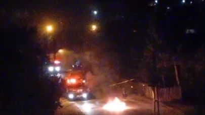 Husumetlisinin motosikletini yaktı