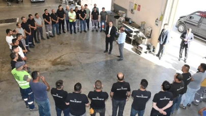 İlk Mesai Bayramlaşma İle Başladı