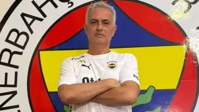 Jose Mourinho mesaiye başladı