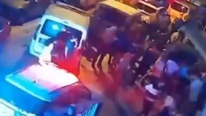 Kiracı ile ev sahibinin kavgasında ortalık birbirine girdi