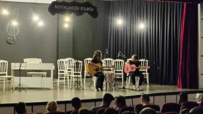 Kutlubey Koleji'nden Müzik Dinletisi