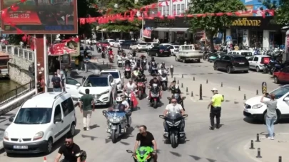 Off Road Araçları ve Motosikletlerle Geçiş Gösterisi Yapıldı