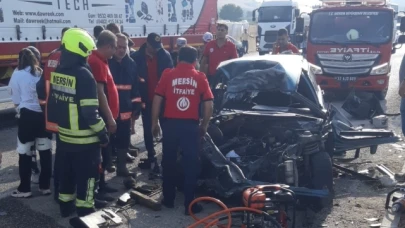 Otobüslerin karıştığı zincirleme kaza: 2 ölü, 35 yaralı