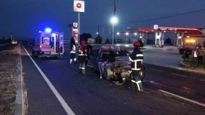 Otomobil kamyona arkadan çarptı: 1 ölü