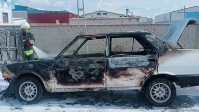 Otomobil seyir halindeyken yandı