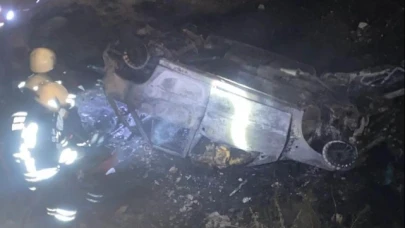 Şarampole uçan otomobil yandı: 4 ölü, 2 yaralı