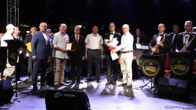 TÜRKAY Konseri Sanatseverleri Büyüledi