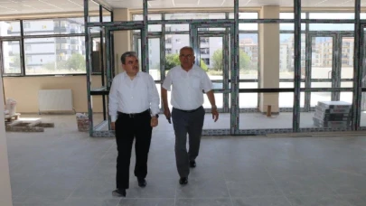 Türkmen, İnşaat Çalışmalarını Yerinde İncelemeye Devam Ediyor