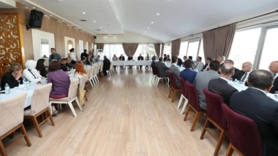 Vali Doruk, il protokolüyle bayramlaştı