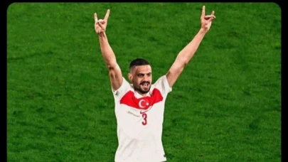 Bakan Bak'tan milli futbolcu Merih Demiral için destek paylaşımı