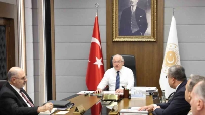 Bakan Güler: "Türkiye'ye karşı faaliyet gösteren bazı unsurların kamu düzenini bozma girişimleri başarısız kılınacaktır"