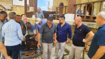 Başkan Kurt, Ölenleri de Unutmadı