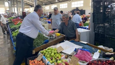 Çilez, Amasya’da Pazar Esnafını Ziyaret Etti