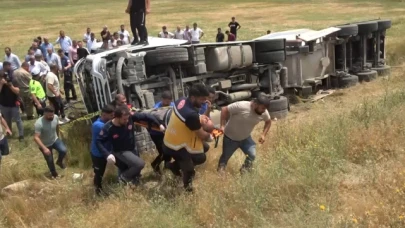 Çimento aracı kaza yaptı: 1 yaralı