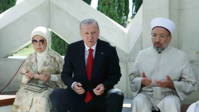 Cumhurbaşkanı Erdoğan: "15 Temmuz'a 'oyun' diyenleri kıyamete kadar affetmeyeceğiz"