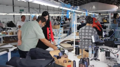 Erdoğan, North Star Tekstil Fabrikasını Ziyaret Etti