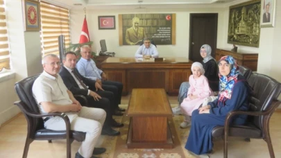 Karaaslan, İl Birincisi Göktaş'ı ödüllendirdi