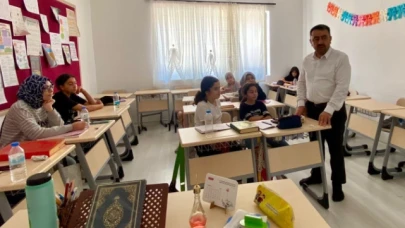 Müftü Ayvaz, Minikleri Ziyaret Etti