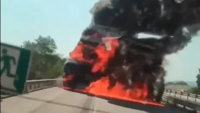 Yanan tır alev topuna döndü