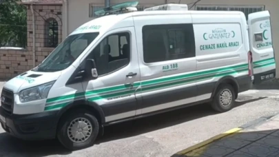 2 otomobil çarpıştı: 1 ölü, 5 yaralı