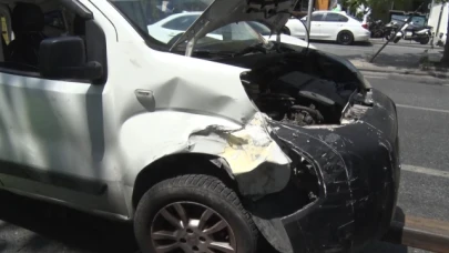 Alkollü sürücü park halindeki araca çarptı: Trafik kilitlendi