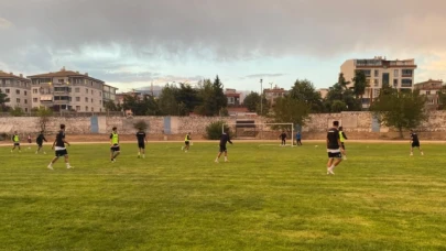 Amasyaspor, Hazırlıklarını Merzifon'da Sürdürüyor