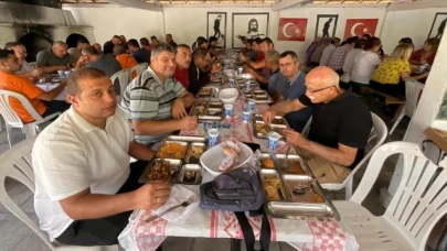 Başkan Özyol, Belediye Personeli İle Öğle Yemeği Yedi
