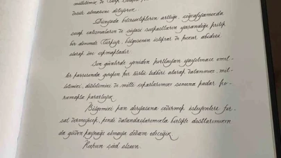 Cumhurbaşkanı Erdoğan, YAŞ üyeleriyle birlikte Anıtkabir'i ziyaret etti