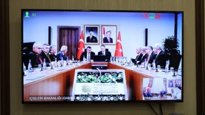 Doruk, Yerlikaya ve Tekin'in başkanlığında yapılan toplantıya VKS üzerinden katıldı